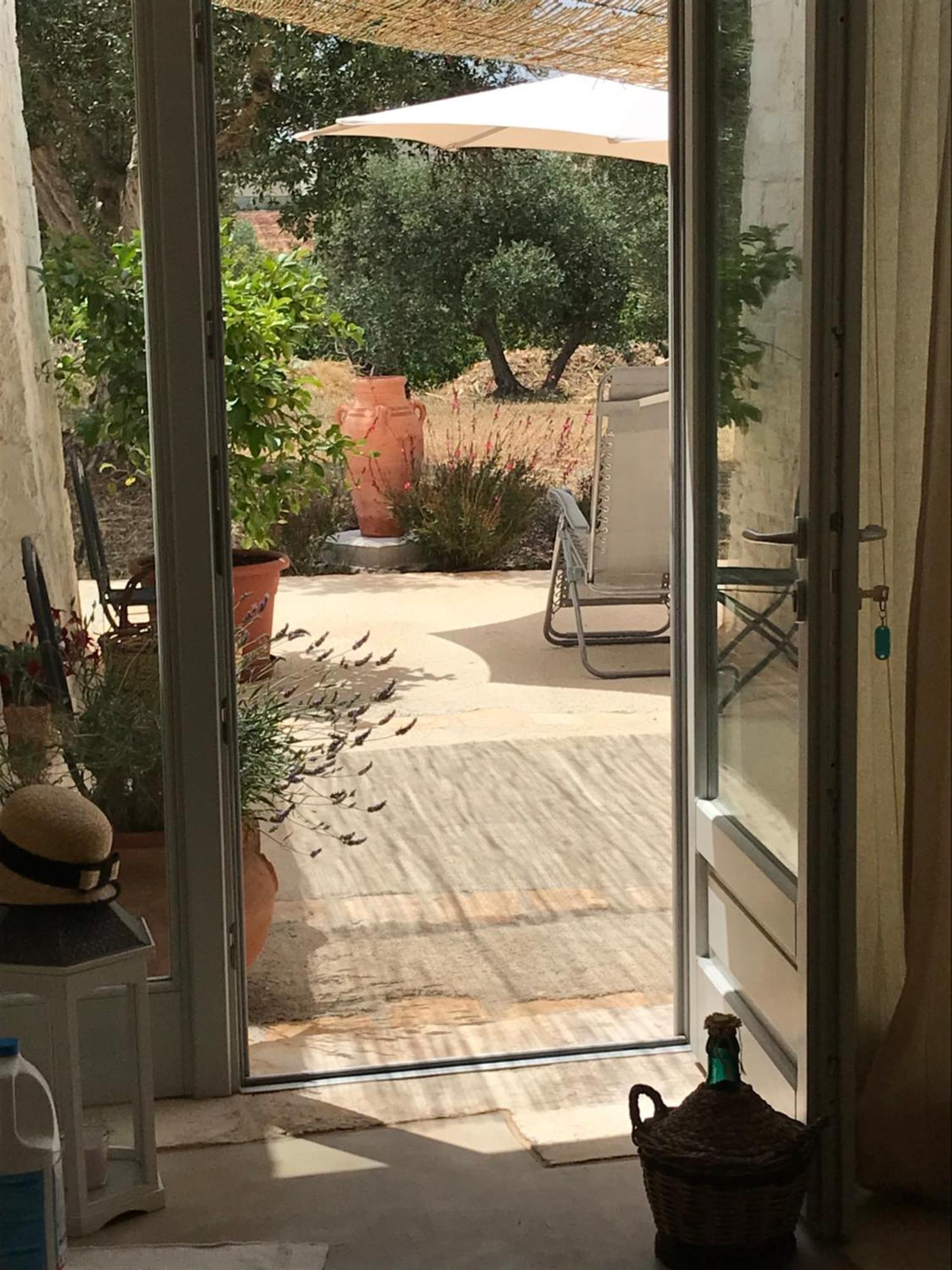 Trullo Masso Antico Villa Алберобело Екстериор снимка